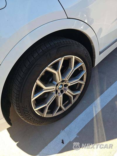 2021 BMW X7 Sports Activity Vehicle xDrive40i - zdjęcie 24 z 26 - miniatura