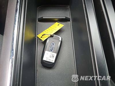2023 Ford F-150 XLT Crew Cab Short Bed - zdjęcie 8 z 24 - miniatura