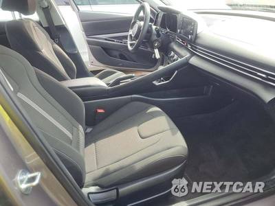 2023 Hyundai Elantra SE - zdjęcie 18 z 24 - miniatura