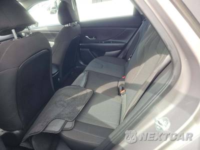 2023 Hyundai Elantra SE - zdjęcie 13 z 24 - miniatura