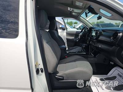 2020 Toyota Tacoma SR Extended Cab Long Bed w/Rear Doors - zdjęcie 17 z 21 - miniatura