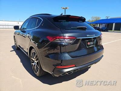 2022 Maserati Levante Modena - zdjęcie 2 z 23 - miniatura
