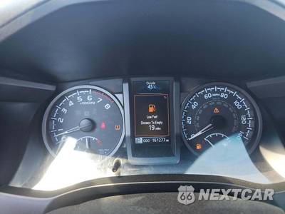 2016 Toyota Tacoma TRD Sport Crew Cab Medium Bed - zdjęcie 9 z 33 - miniatura