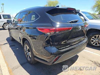 2020 Toyota Highlander XLE - zdjęcie 2 z 25 - miniatura