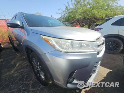 2018 Toyota Highlander XLE - zdjęcie 4 z 22 - miniatura