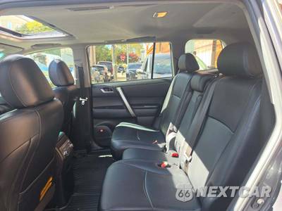 2012 Toyota Highlander SE - zdjęcie 13 z 24 - miniatura