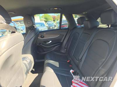 2021 Mercedes-Benz GLC 300 4MATIC - zdjęcie 10 z 22 - miniatura