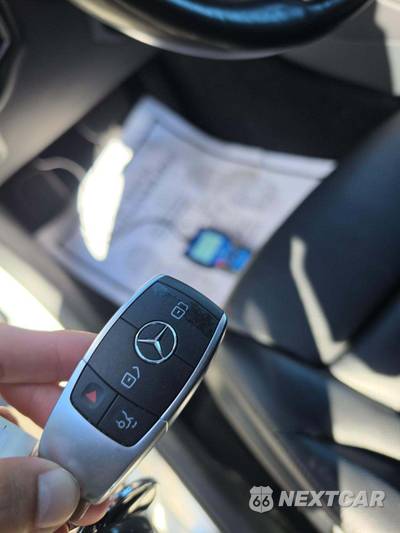 2021 Mercedes-Benz GLC 300 4MATIC - zdjęcie 5 z 22 - miniatura