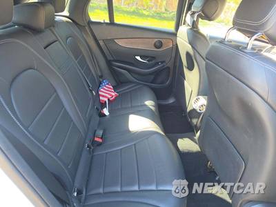 2021 Mercedes-Benz GLC 300 4MATIC - zdjęcie 13 z 22 - miniatura