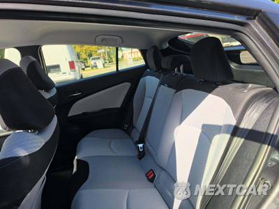 2017 Toyota Prius Two - zdjęcie 10 z 17 - miniatura