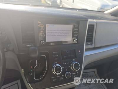 2020 Toyota Sienna L 7-Passenger 119.3" WB - zdjęcie 10 z 27 - miniatura