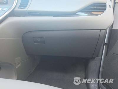 2019 Toyota Sienna XLE 8-Passenger 119.3" WB - zdjęcie 20 z 24 - miniatura