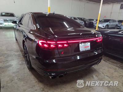 2022 Audi S8 - zdjęcie 2 z 22 - miniatura