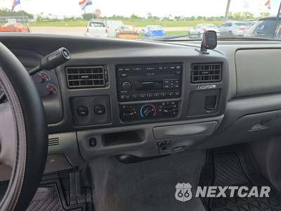 2003 Ford Excursion XLT - zdjęcie 10 z 27 - miniatura