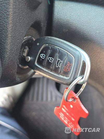 2019 Hyundai Tucson SE - zdjęcie 8 z 25 - miniatura