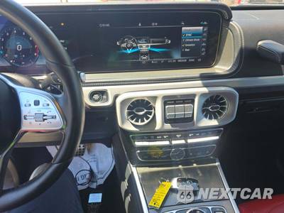 2022 Mercedes-Benz G 550 4MATIC - zdjęcie 10 z 23 - miniatura