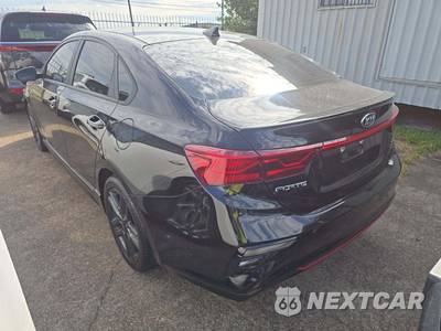 2021 Kia Forte GT-Line - zdjęcie 2 z 23 - miniatura