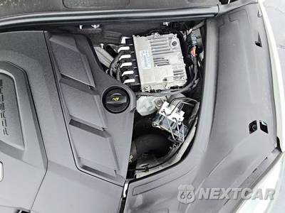 2022 Porsche Cayenne - zdjęcie 21 z 22 - miniatura