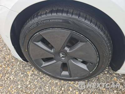 2021 Tesla Model 3 Standard Range Plus - zdjęcie 21 z 27 - miniatura