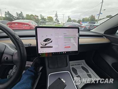 2021 Tesla Model 3 Standard Range Plus - zdjęcie 7 z 27 - miniatura