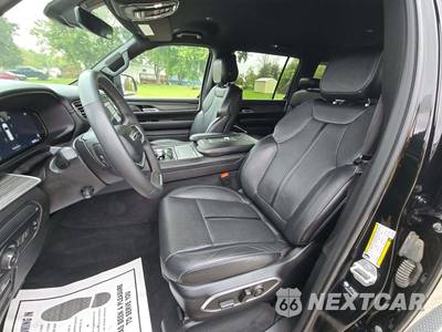 2024 Jeep Wagoneer L Series II - zdjęcie 3 z 22 - miniatura