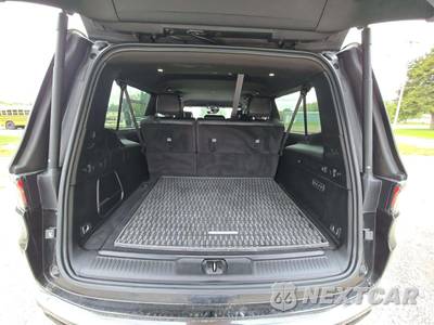 2024 Jeep Wagoneer L Series II - zdjęcie 12 z 22 - miniatura