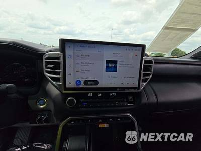2023 Toyota Tundra Hybrid Platinum Crew Cab Short Bed - zdjęcie 10 z 20 - miniatura