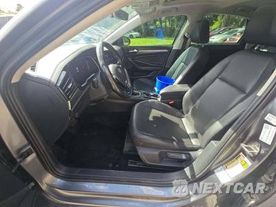 2019 Volkswagen Jetta SEL - zdjęcie 6 z 23 - miniatura