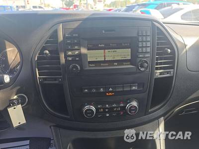 2016 Mercedes-Benz Metris Passenger Van 126.0" WB - zdjęcie 10 z 25 - miniatura