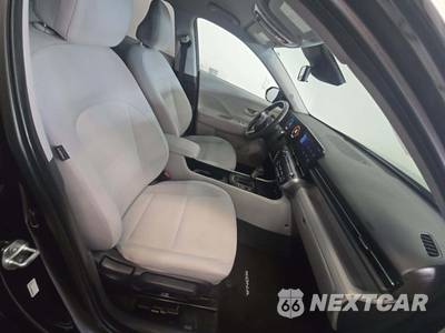 2025 Hyundai Kona SEL - zdjęcie 18 z 20 - miniatura
