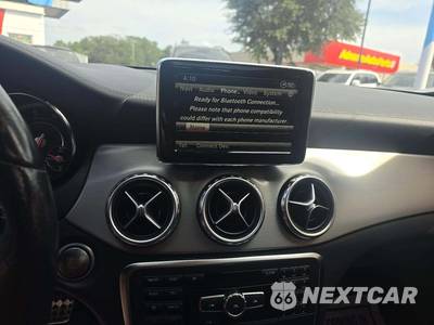 2015 Mercedes-Benz GLA 45 AMG 4MATIC - zdjęcie 10 z 20 - miniatura