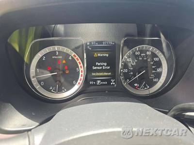 2017 Nissan TITAN XD Platinum Reserve Crew Cab Medium Bed - zdjęcie 9 z 32 - miniatura