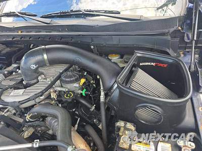 2017 Nissan TITAN XD Platinum Reserve Crew Cab Medium Bed - zdjęcie 21 z 32 - miniatura