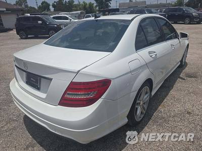 2014 Mercedes-Benz C 250 Sedan - zdjęcie 3 z 24 - miniatura