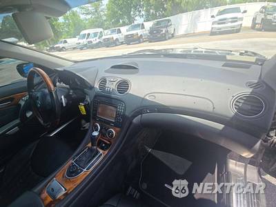 2009 Mercedes-Benz SL 550 Convertible - zdjęcie 17 z 18 - miniatura