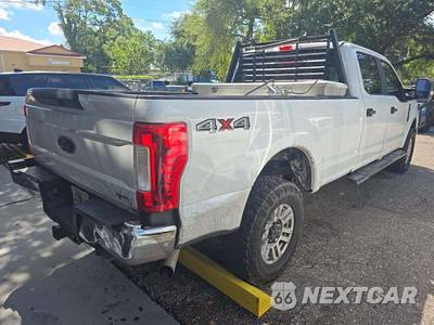 2017 Ford Super Duty F-350 XL Crew Cab Long Bed - zdjęcie 3 z 28 - miniatura