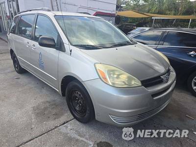 2005 Toyota Sienna Cargo Van CE 119.3" WB - zdjęcie 4 z 30 - miniatura