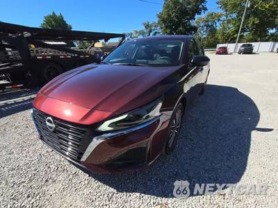 2025 Nissan Altima SV - zdjęcie 1 z 18 - miniatura