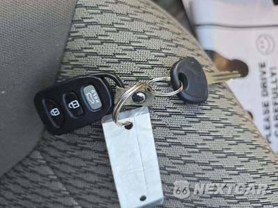 2004 Ford Escape XLT - zdjęcie 8 z 24 - miniatura