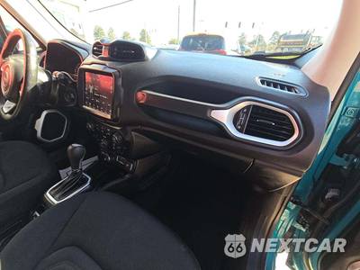 2021 Jeep Renegade Latitude - zdjęcie 16 z 18 - miniatura