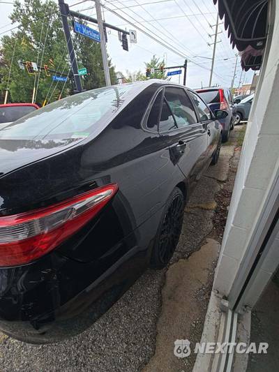 2017 Toyota Camry SE - zdjęcie 4 z 21 - miniatura