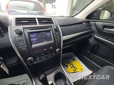 2017 Toyota Camry SE - zdjęcie 10 z 21 - miniatura