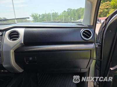2021 Toyota Tundra SR5 Crew Cab Short Bed - zdjęcie 16 z 19 - miniatura
