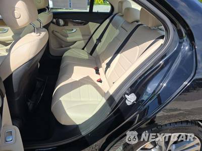 2015 Mercedes-Benz C 300 4MATIC Sedan - zdjęcie 10 z 21 - miniatura