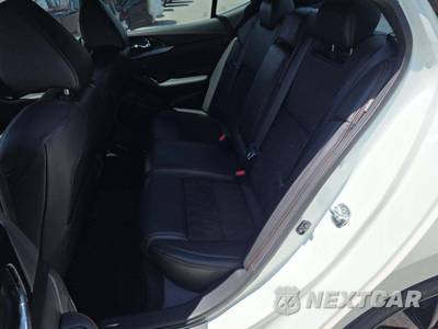 2023 Nissan Maxima SR - zdjęcie 10 z 18 - miniatura