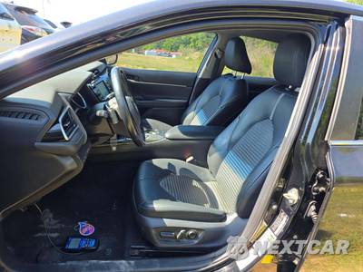 2018 Toyota Camry SE - zdjęcie 6 z 34 - miniatura