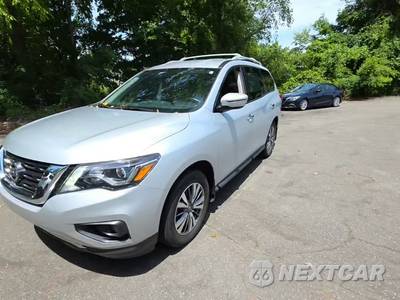 2020 Nissan Pathfinder SV - zdjęcie 1 z 17 - miniatura
