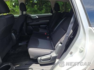 2020 Nissan Pathfinder SV - zdjęcie 10 z 17 - miniatura