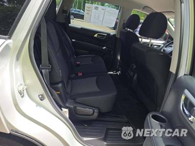 2020 Nissan Pathfinder SV - zdjęcie 13 z 17 - miniatura
