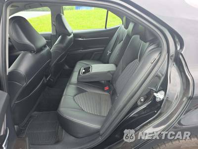 2023 Toyota Camry SE - zdjęcie 10 z 20 - miniatura